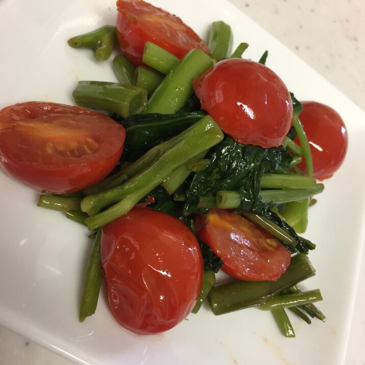 空芯菜とトマトのバター醤油炒め